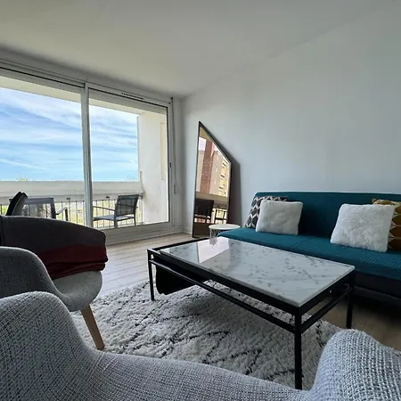 Spacious And Comfortable 95 M Daire